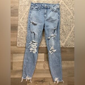 American Eagle Outfitters Light Blue Distressed Skinny Jeans